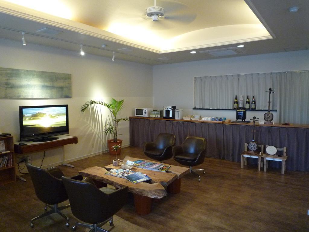 อิชิงาคิจิมะ โฮเทล คุคุล Hotel Ishigaki  ภายนอก รูปภาพ